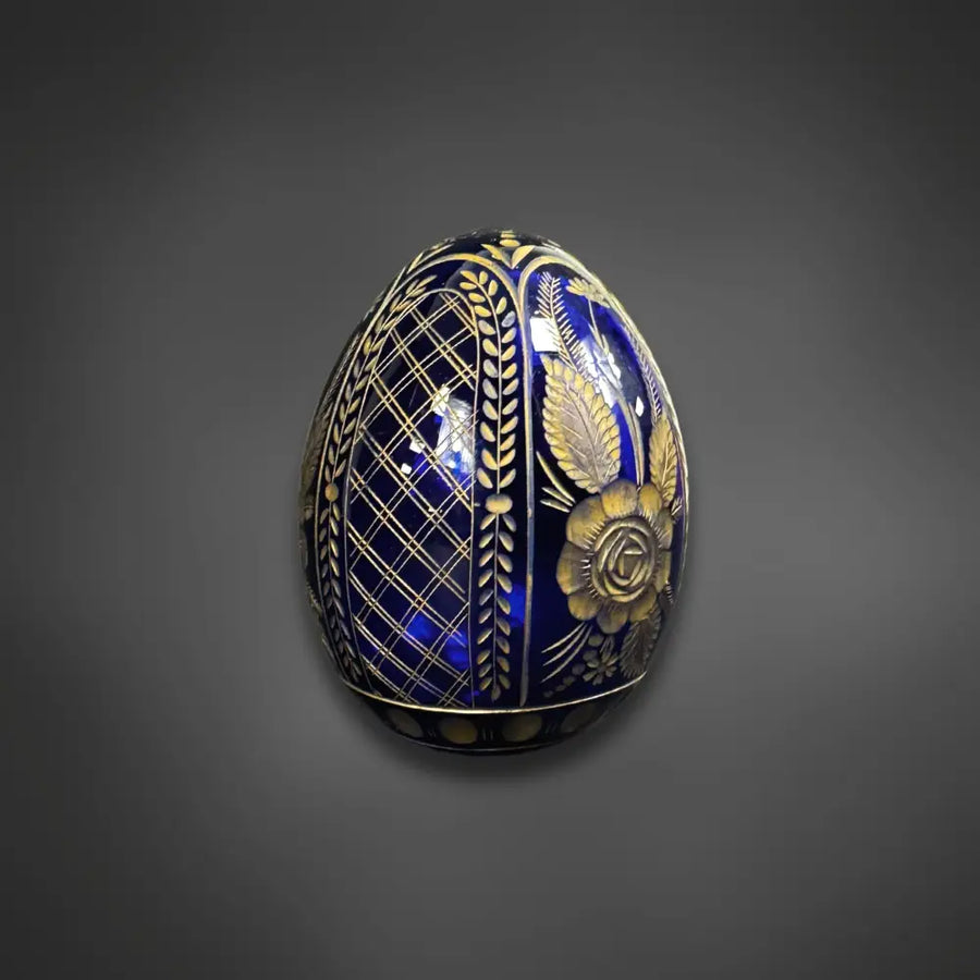 Sammlung von 17 Fabergé-Glaseiern - Sammlerstücke